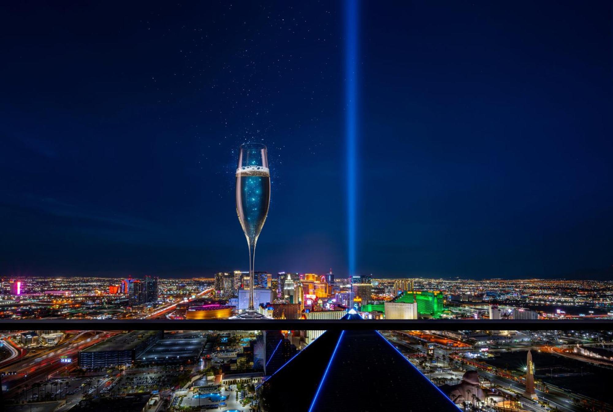 The W Las Vegas At Mandalay Bay By Suiteness Esterno foto