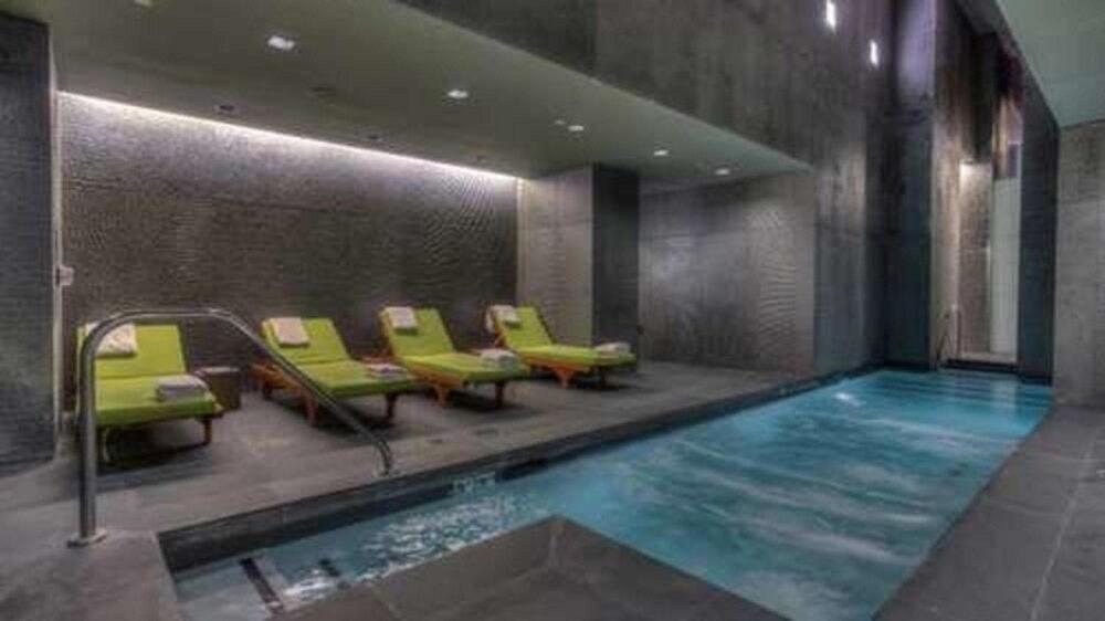 The W Las Vegas At Mandalay Bay By Suiteness Esterno foto